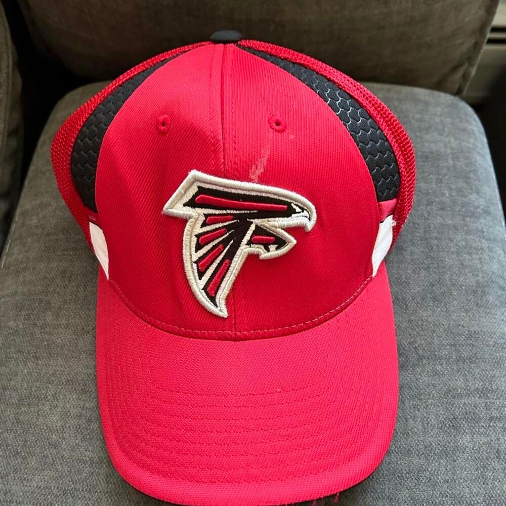 Reebok Men's Red Hat